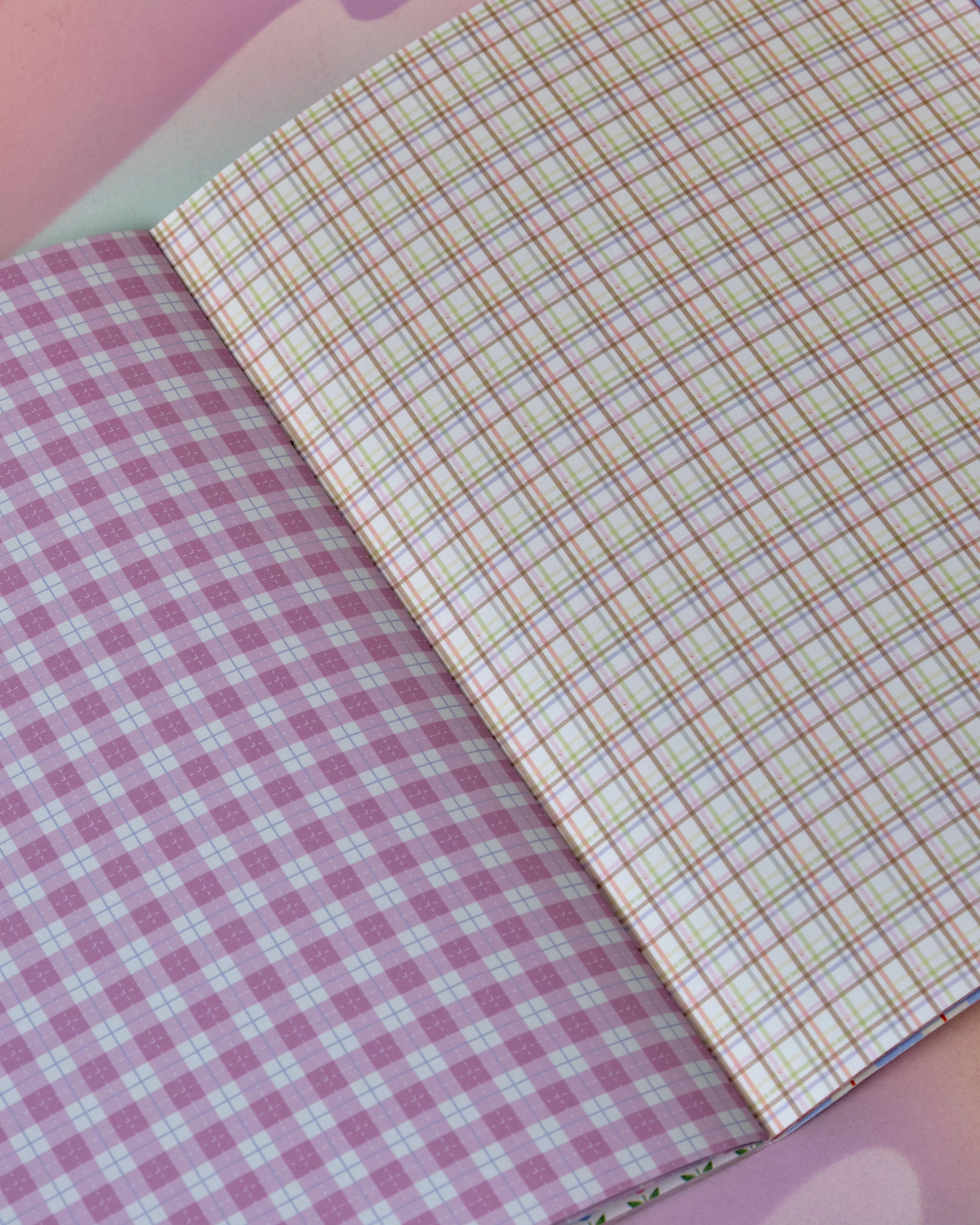 Martina’s Tiny Book of Scrapbooking Papers - Edition 4 - Image 4